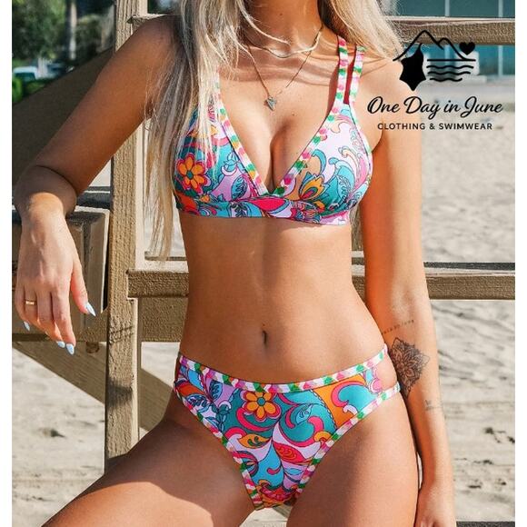 Cupshe Strappy Floral Bikini Swimsuit Size S - Picture 1 of 7